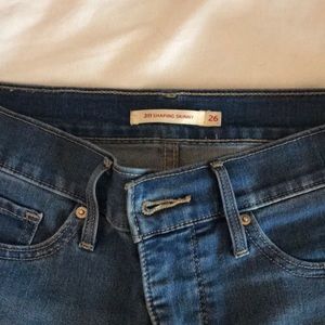 Levi’s shaping skinny jeans